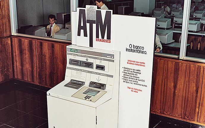 Foto Preto e branco da Agência em Marília